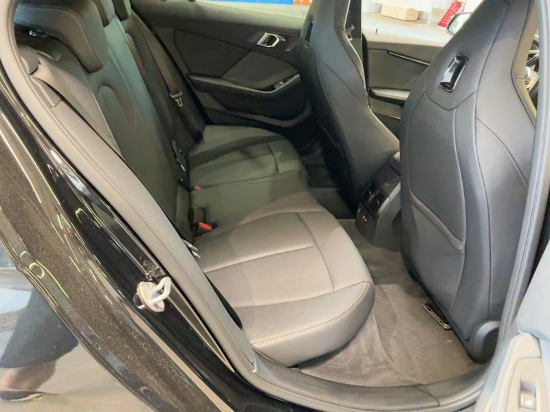 BMW 1er M135i xDrive 2022 – снимка 19