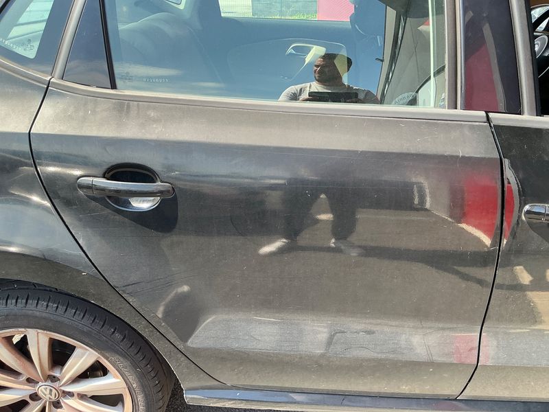 Volkswagen Polo 1.6 TDI Sportline 2011 – снимка 23