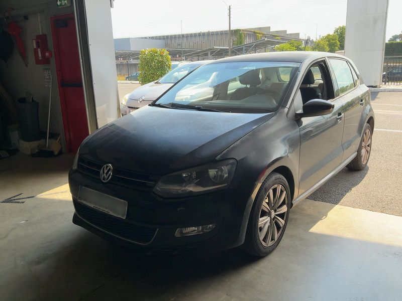 Volkswagen Polo 1.6 TDI Sportline 2011 – снимка 1