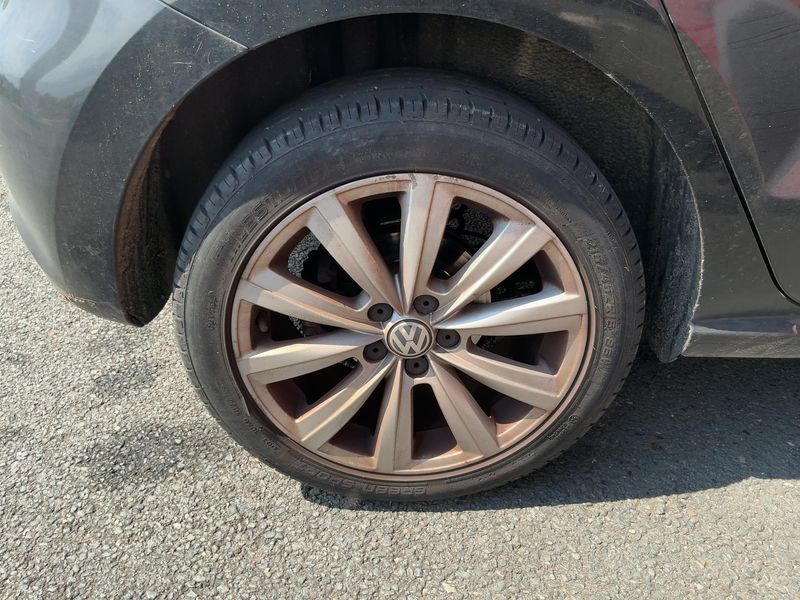 Volkswagen Polo 1.6 TDI Sportline 2011 – снимка 9
