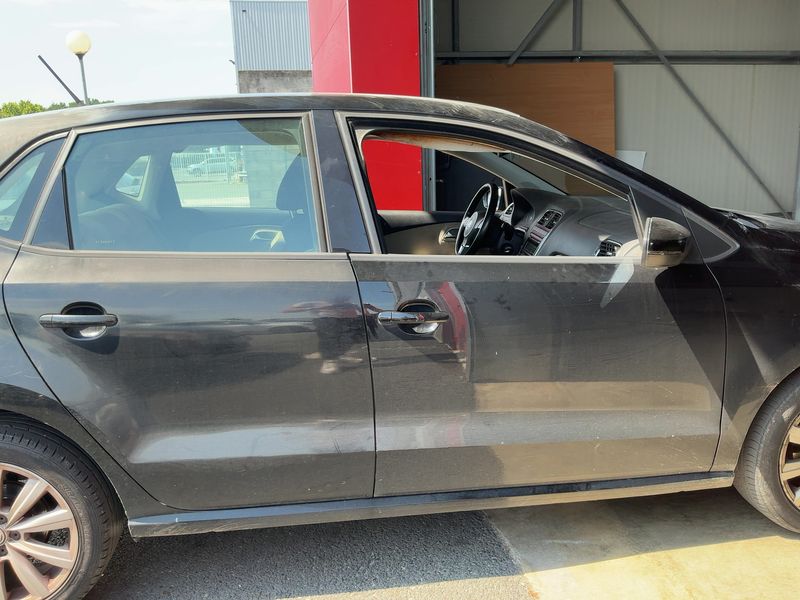 Volkswagen Polo 1.6 TDI Sportline 2011 – снимка 10