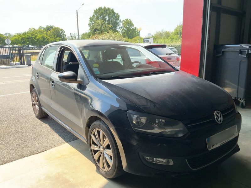 Volkswagen Polo 1.6 TDI Sportline 2011 – снимка 12