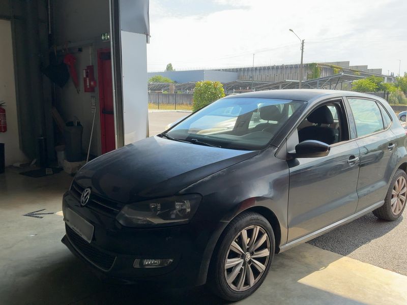 Volkswagen Polo 1.6 TDI Sportline 2011 – снимка 2