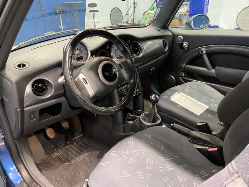 MINI Cabrio One 2006 – снимка 3