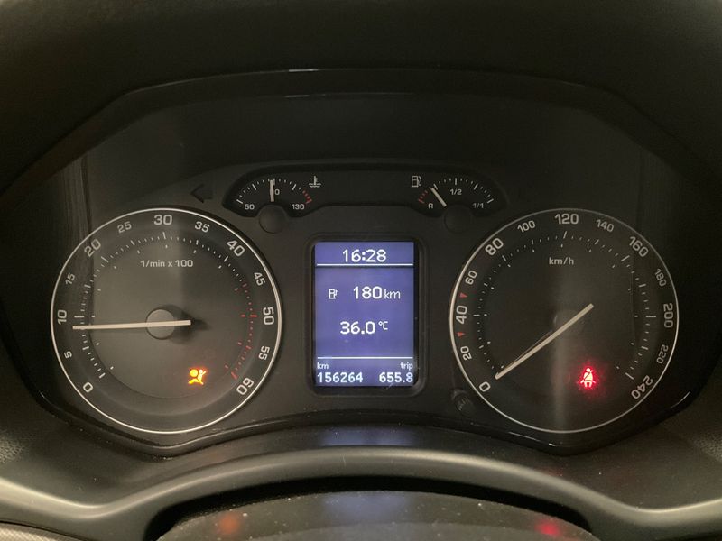 Skoda Octavia 1.9 TDI Elegance 2005 – снимка 4