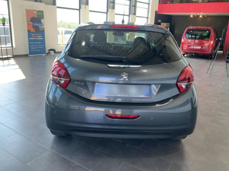 Peugeot 208 1.2 PureTech Allure 2015 – снимка 7