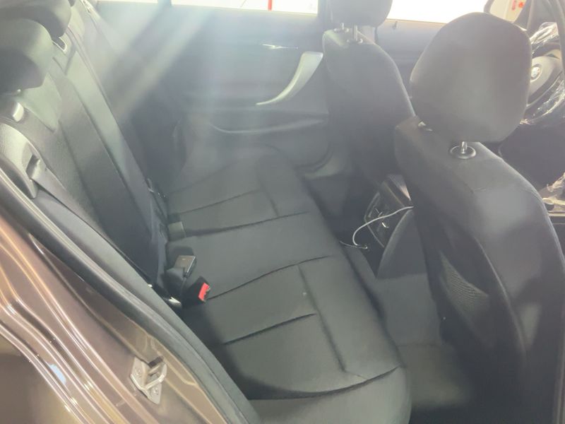 BMW 1er 125i 2014 – снимка 19