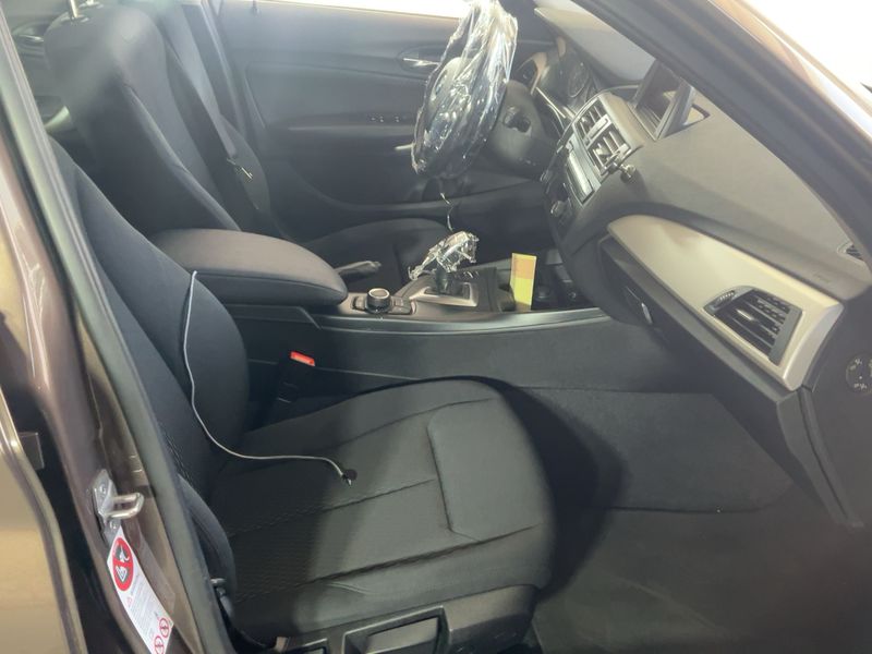 BMW 1er 125i 2014 – снимка 16