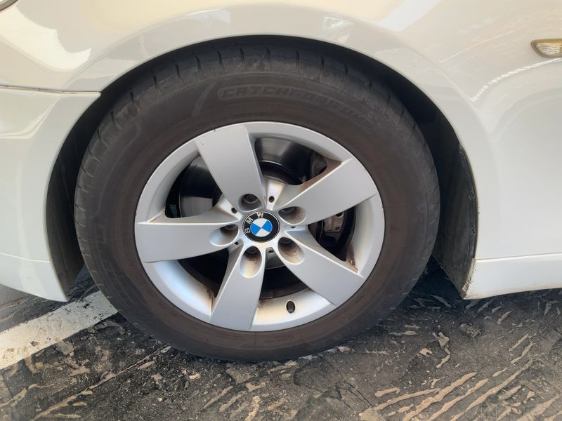 BMW 5er 520d 2009 – снимка 17