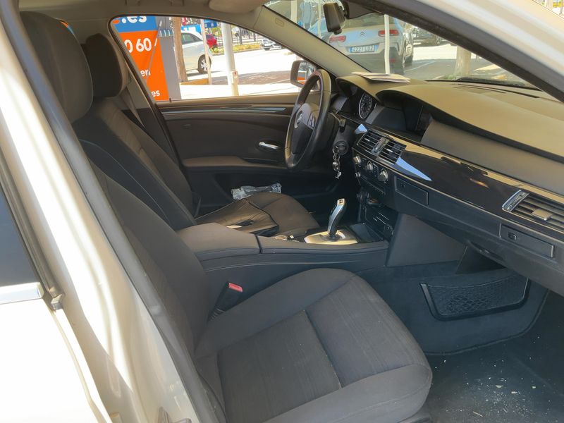 BMW 5er 520d 2009 – снимка 11