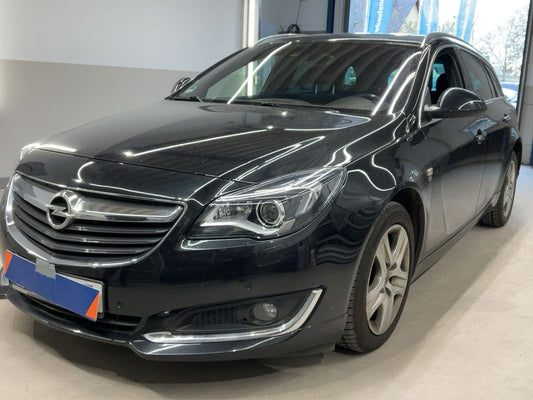 Opel Insignia Sports Tourer 2.0 CDTI Innovation 2015 – снимка 1