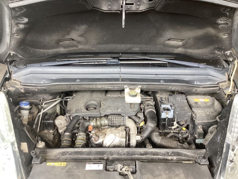 Citroen C4 Picasso 1.6 HDi Collection 2013 – снимка 14