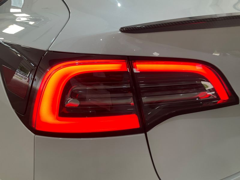 Tesla Model 3 Standard Range 2023 – снимка на щета