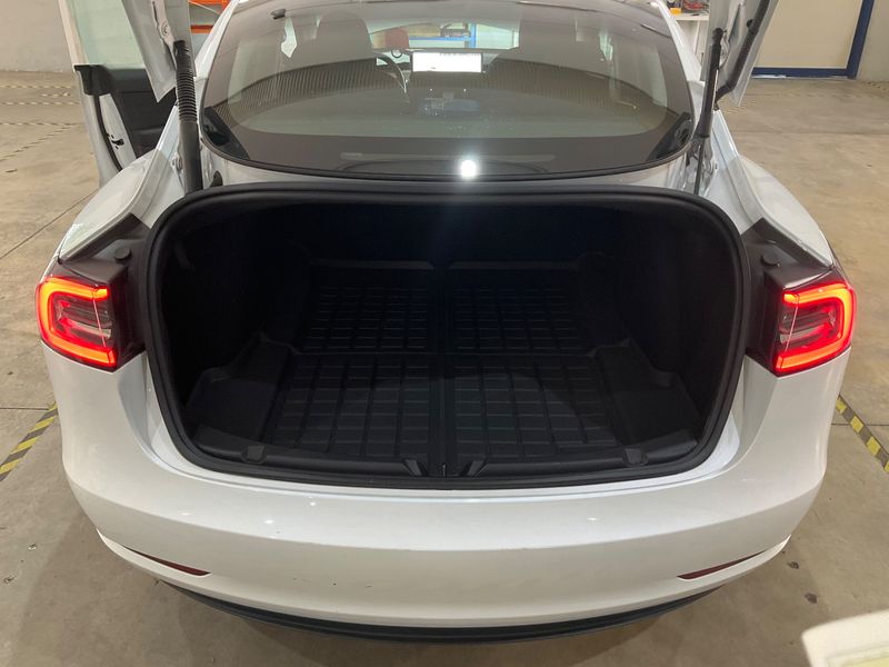 Tesla Model 3 Standard Range 2023 – снимка 10