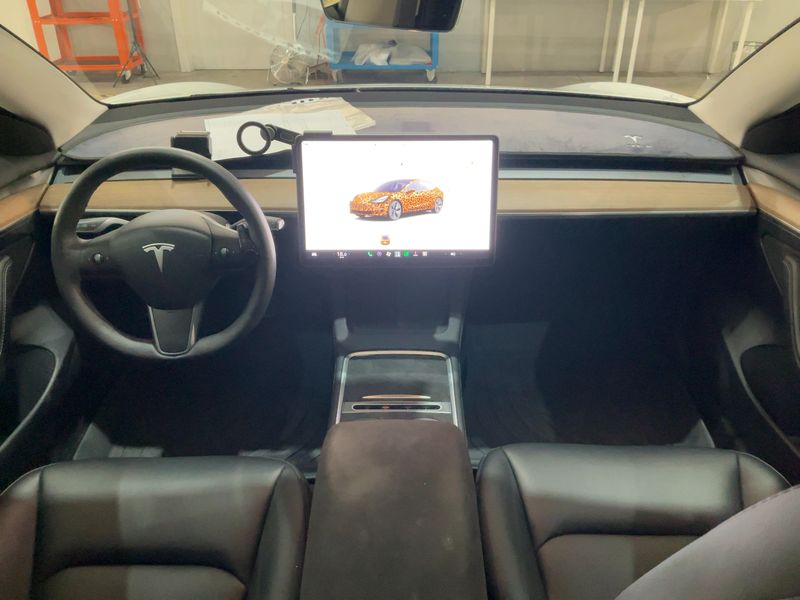 Tesla Model 3 Standard Range 2023 – снимка 12