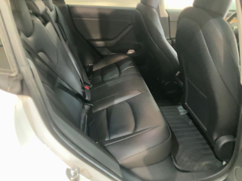 Tesla Model 3 Standard Range 2023 – снимка 14