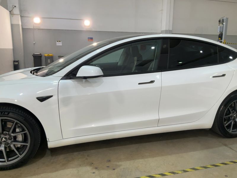 Tesla Model 3 Standard Range 2023 – снимка на щета