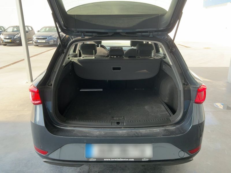 Seat Leon 2.0 TDI Style 2022 – снимка 15