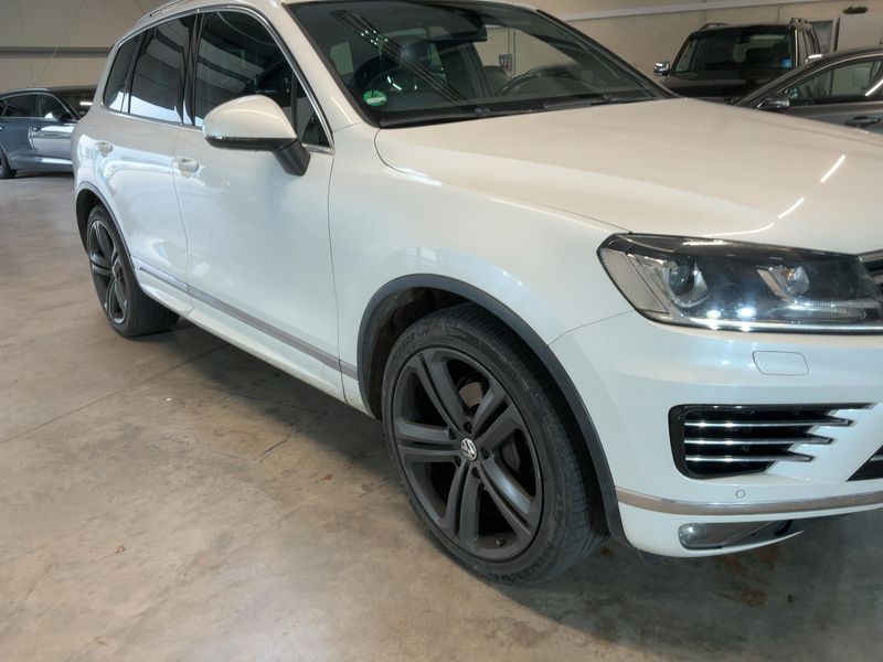 Volkswagen Touareg 3.0 V6 TDI Terrain Tech BlueMotion Tech 2015 – снимка 12