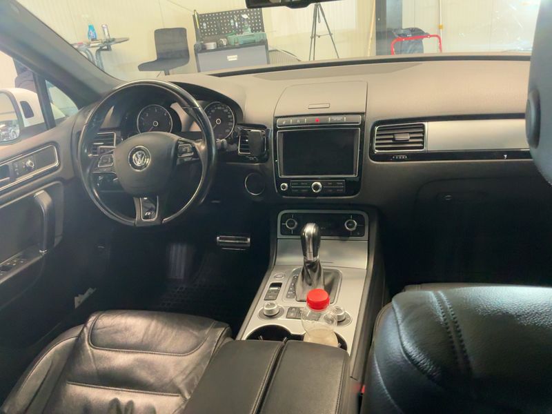 Volkswagen Touareg 3.0 V6 TDI Terrain Tech BlueMotion Tech 2015 – снимка 18