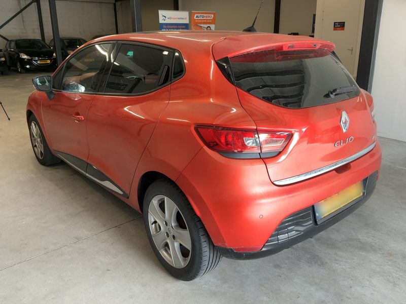 Renault Clio 1.5 dCi Energy Luxe 2013 – снимка 6