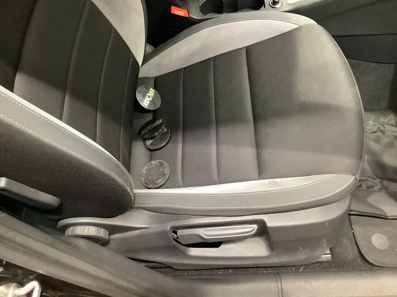 Skoda Octavia 1.4 TSI Joy 2016 – снимка 31