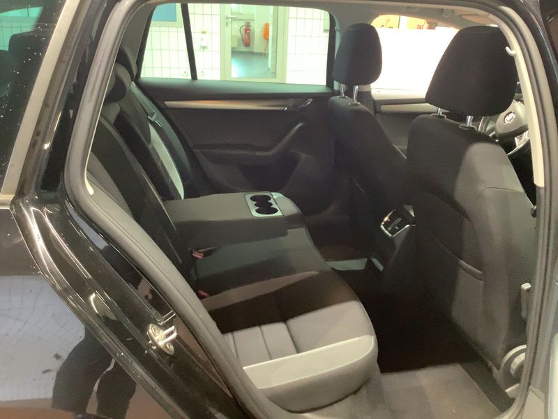 Skoda Octavia 1.4 TSI Joy 2016 – снимка 20