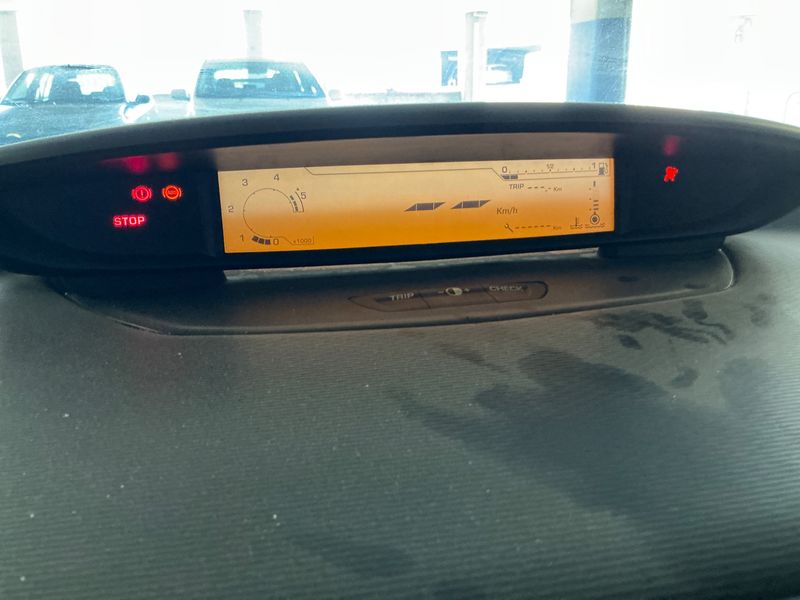 Citroen C4 1.6 HDi Confort 2010 – снимка на щета