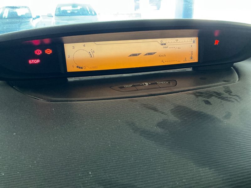Citroen C4 1.6 HDi Confort 2010 – снимка на щета