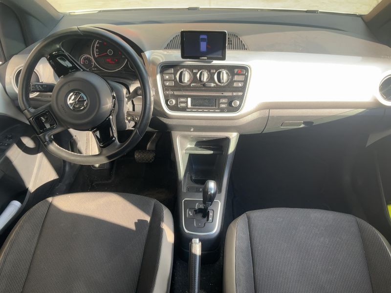 Volkswagen up! 1.0 High up! 2015 – снимка 17