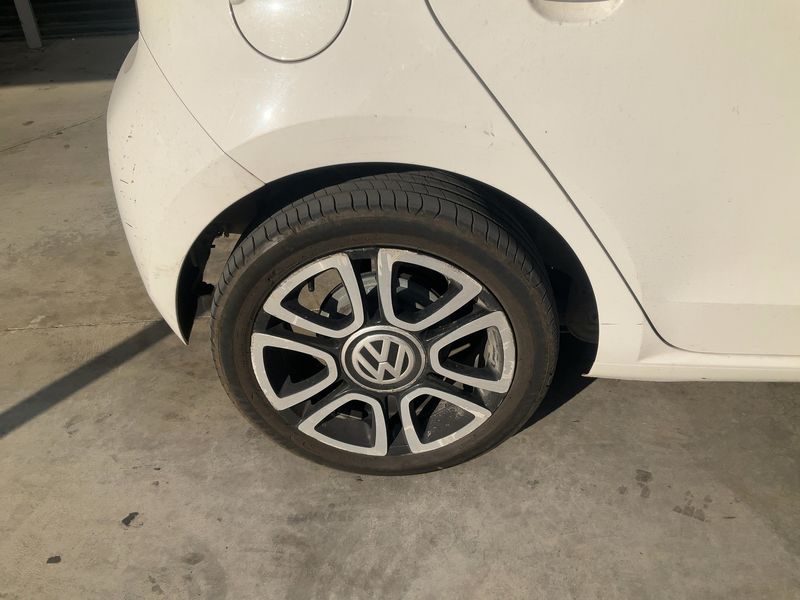 Volkswagen up! 1.0 High up! 2015 – снимка 9
