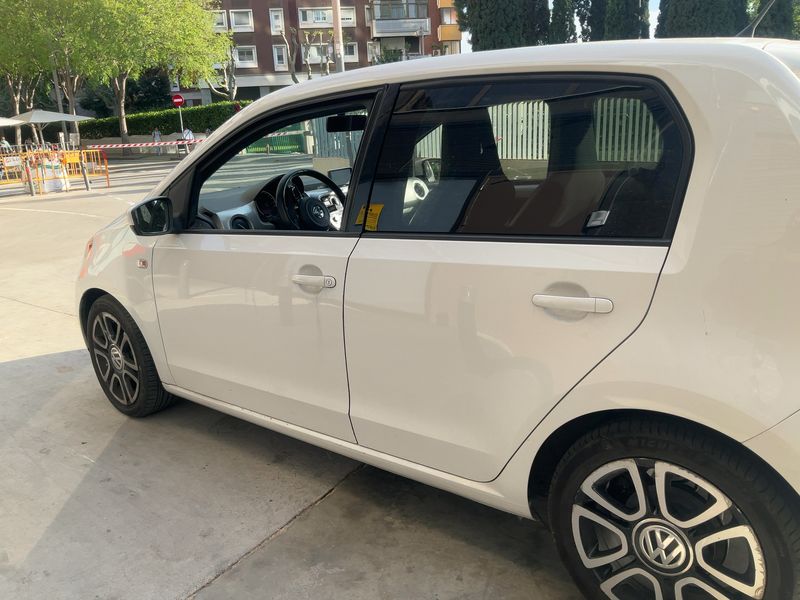 Volkswagen up! 1.0 High up! 2015 – снимка 4