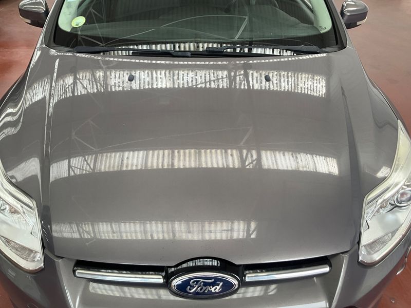 Ford Focus 1.6 TDCi Titanium 2012 – снимка 28