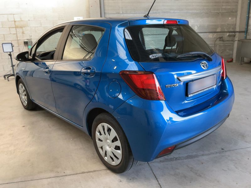 Toyota Yaris 1.5 Hybrid Collection 2015 – снимка 6