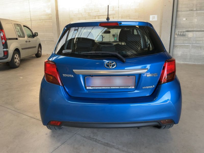 Toyota Yaris 1.5 Hybrid Collection 2015 – снимка 7