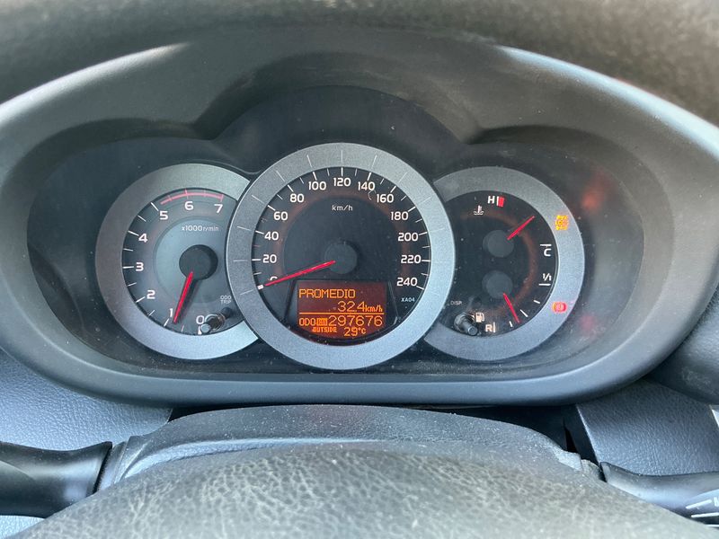 Toyota RAV 4 2.2 Turbodiesel 2006 – снимка 4
