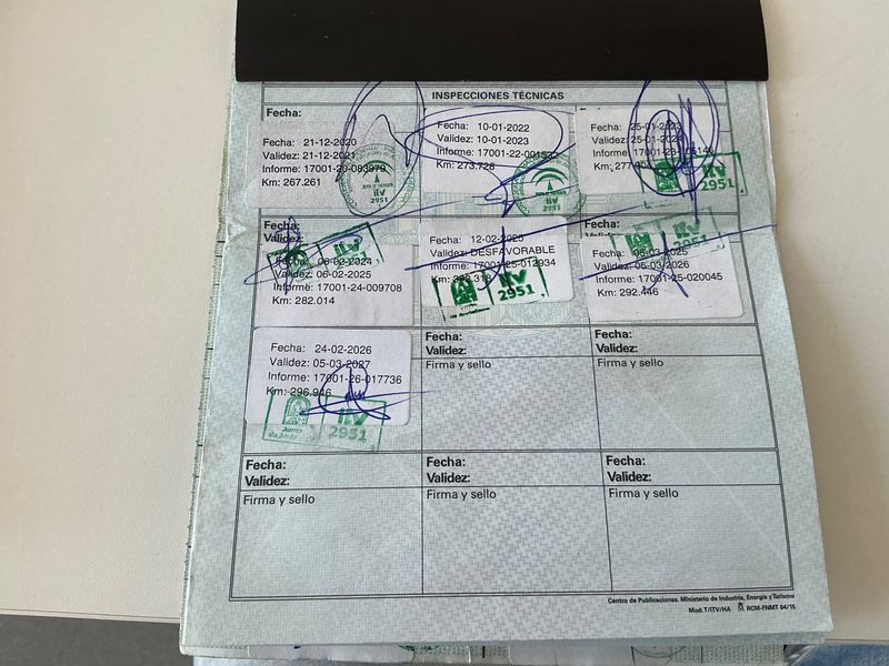 Toyota RAV 4 2.2 Turbodiesel 2006 – снимка на щета