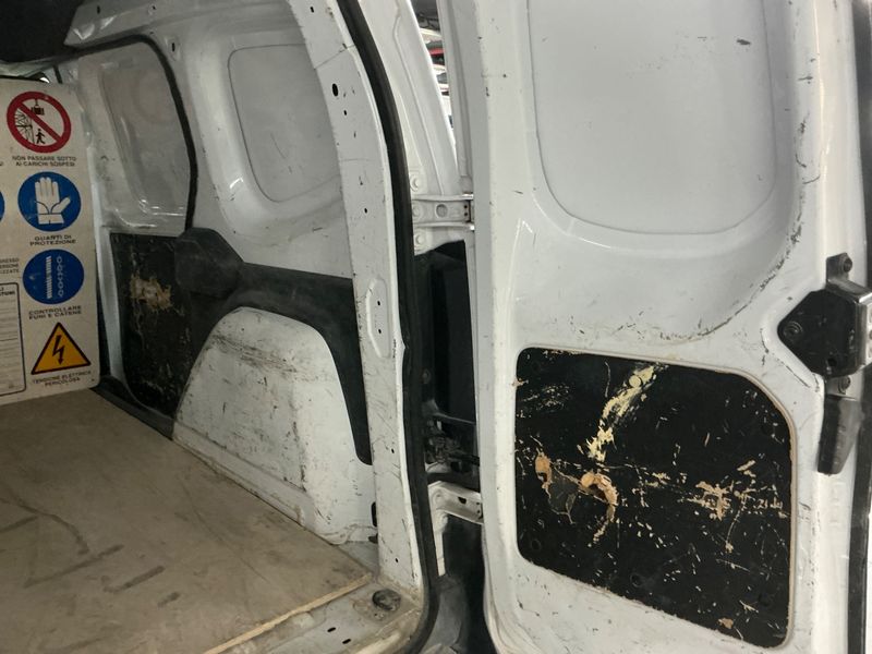 Renault Kangoo 1.5 BLUE dCi Edition One 2022 – снимка 31
