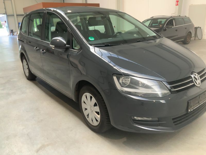 Volkswagen Sharan 2.0 TDI Trendline BlueMotion Tech 2013 – снимка 12