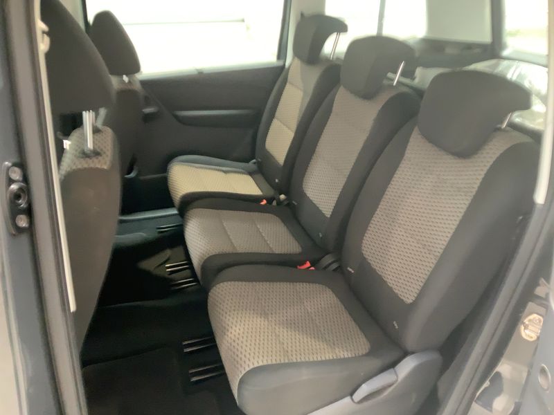 Volkswagen Sharan 2.0 TDI Trendline BlueMotion Tech 2013 – снимка 20