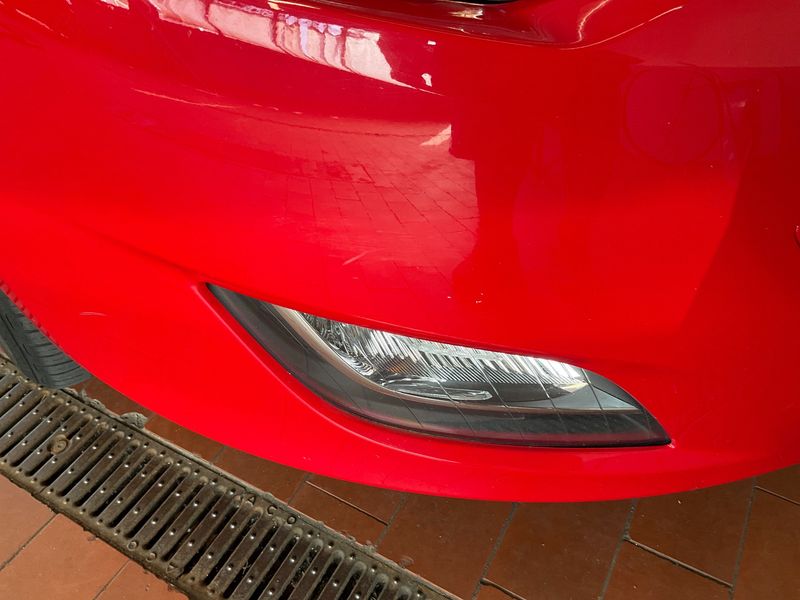 Opel Astra 1.6 Design Edition 2011 – снимка 29