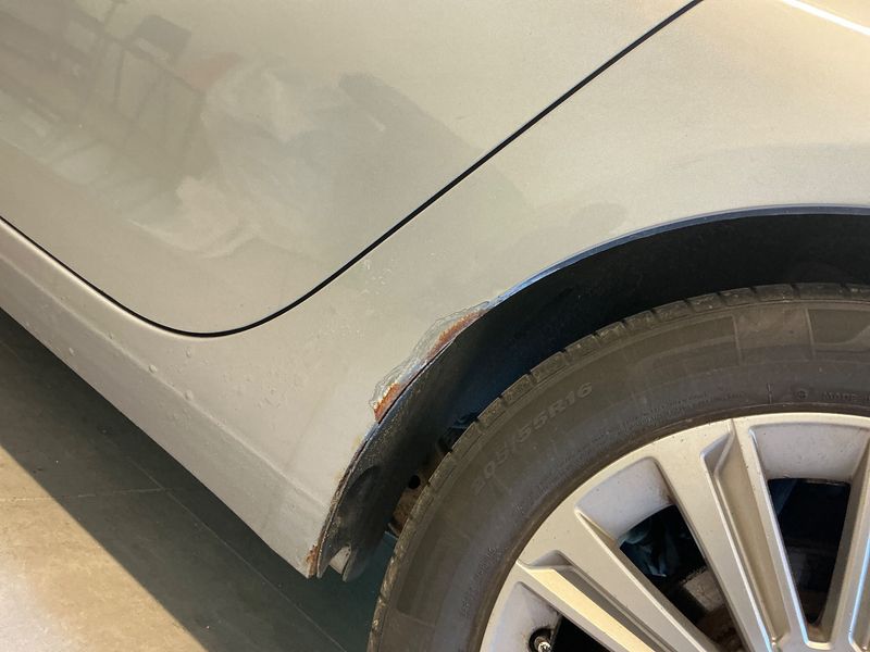 Peugeot 308 1.6 Blue-HDi Allure 2017 – снимка 33