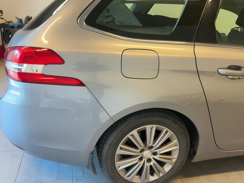 Peugeot 308 1.6 Blue-HDi Allure 2017 – снимка 8