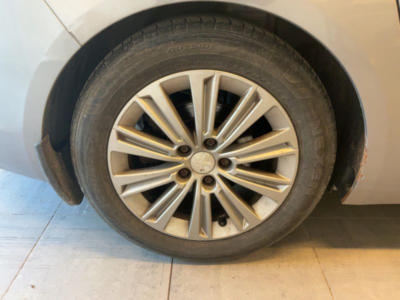Peugeot 308 1.6 Blue-HDi Allure 2017 – снимка 9