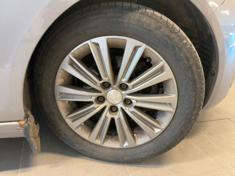 Peugeot 308 1.6 Blue-HDi Allure 2017 – снимка 11