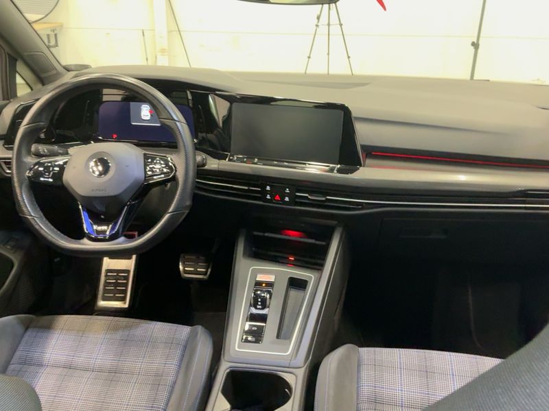 Volkswagen Golf VIII 1.4 GTE 2021 – снимка 17