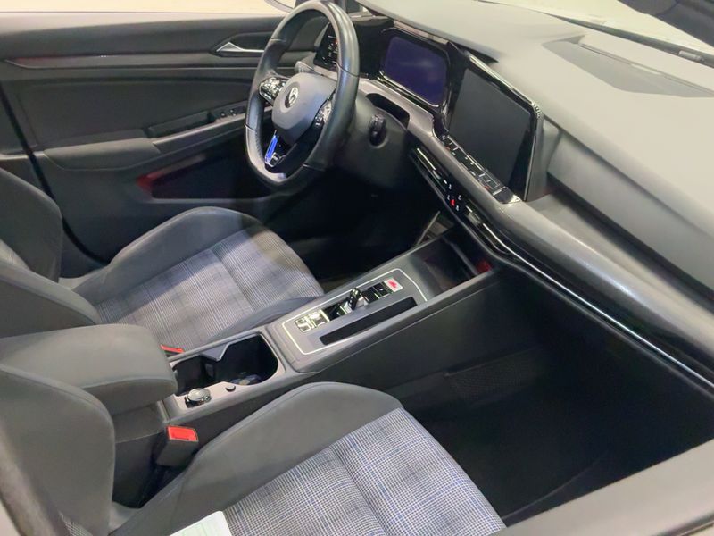 Volkswagen Golf VIII 1.4 GTE 2021 – снимка 16