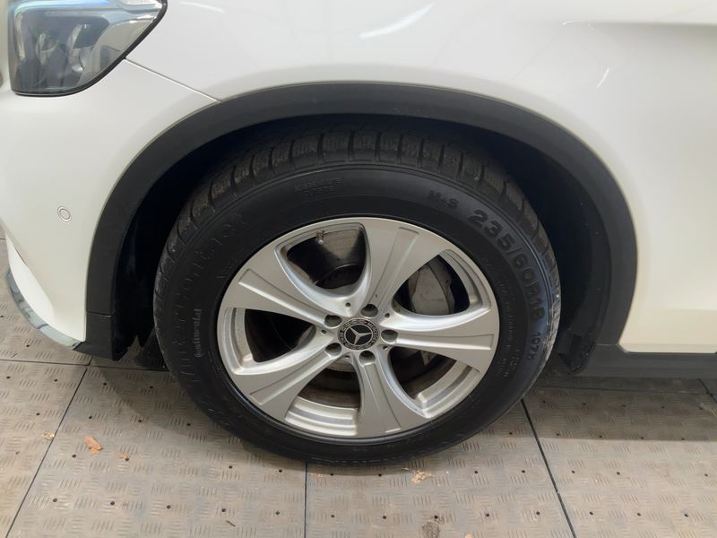 Mercedes-Benz GLC-Klasse GLC 300 4Matic AMG Line 2018 – снимка 3