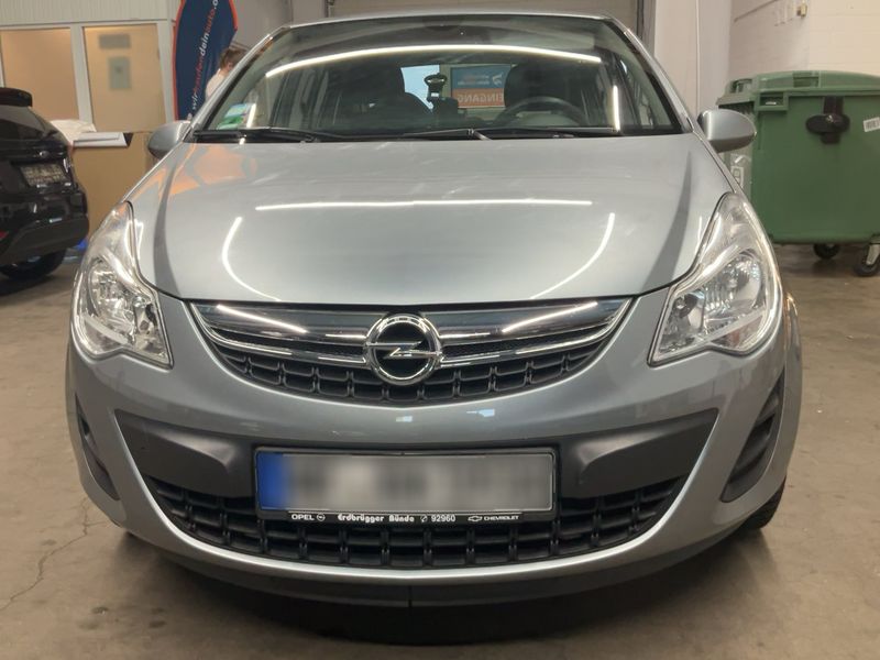 Opel Corsa 1.4 Edition 2012 – снимка 14