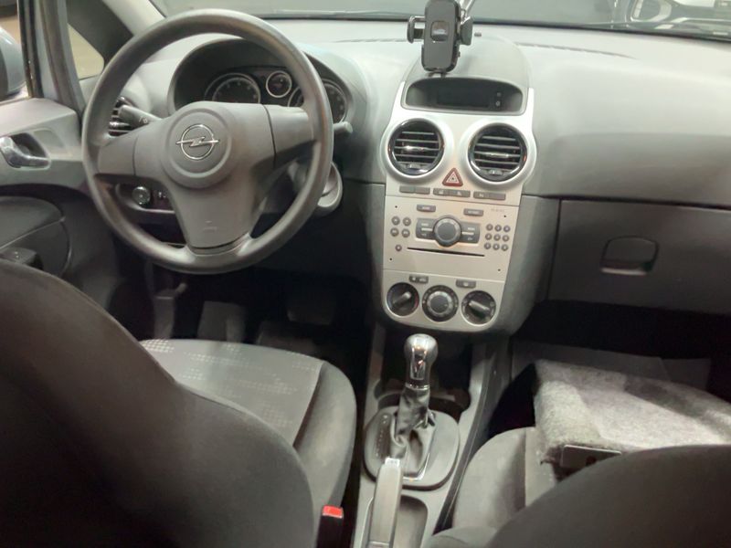 Opel Corsa 1.4 Edition 2012 – снимка 18